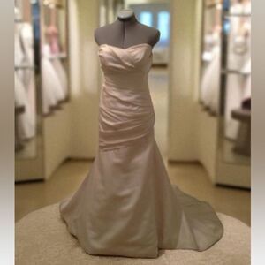 Watters Elegant Strapless Cream Evening Gown size 8